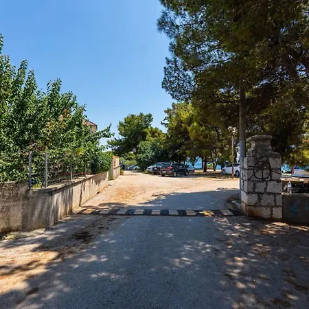 Kalma Apartment