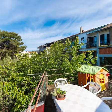 Apartment Kalma *