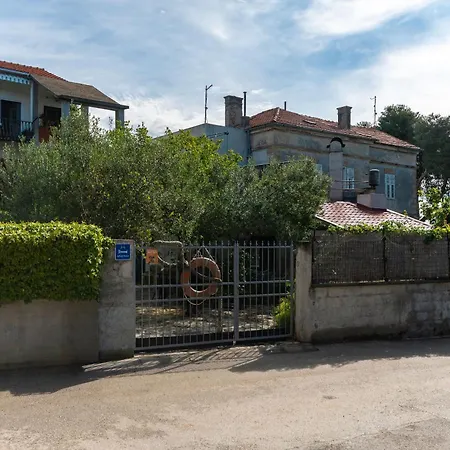 Kalma Apartment